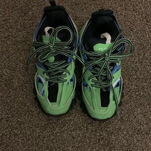 Balenciaga track